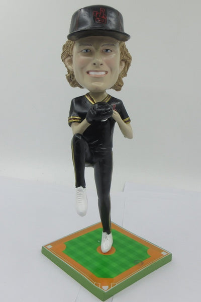 Left-Handed Baseball Player Pitching Bobblehead